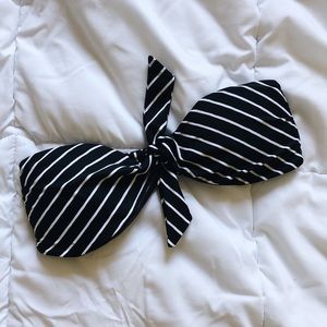 NEVER BEEN WORN black and white swim top